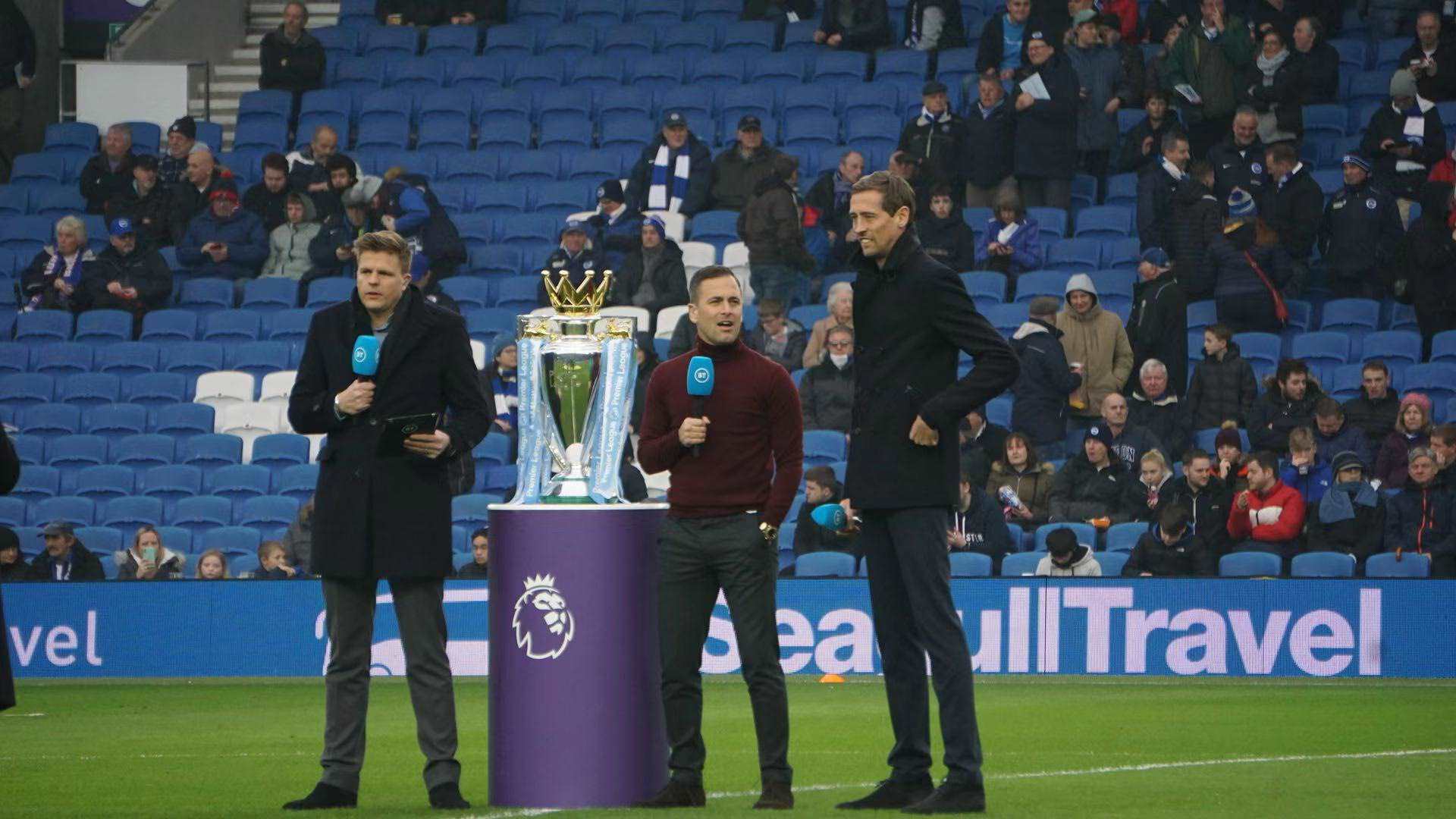 在球场上 在球场上